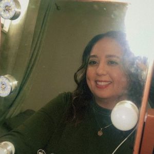 Meet your Posher, Myra